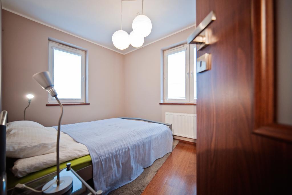 Best Inn Poznan Apartament Wojskowa Chambre photo